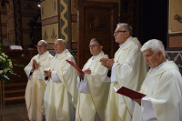 Złoci jubilaci kapłaństwa we włocławskiej katedrze